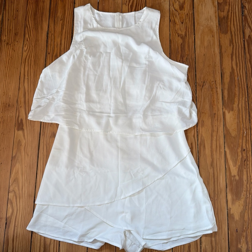 Amazon White Sleeveless Romper